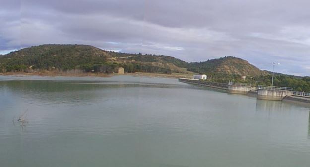 La presa de Ardisa ha alcanzado hoy una importante altura