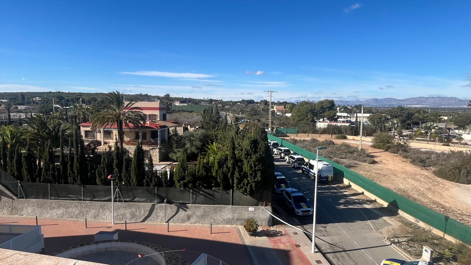 Vivienda donde se han atrincherado en Elche