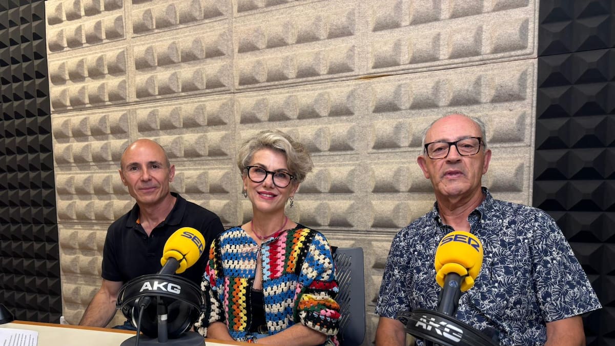 Vecinos de La Ramira denuncian el deterioro de la barriada y reclaman actuaciones urgentes