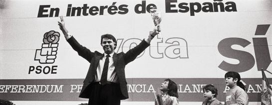 Mitin a favor de la OTAN de Felipe González.