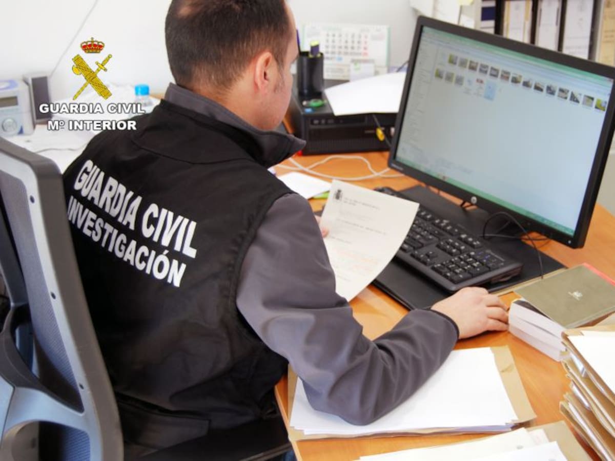 La Guardia Civil detiene a una persona dedicada a cometer estafas telemáticas