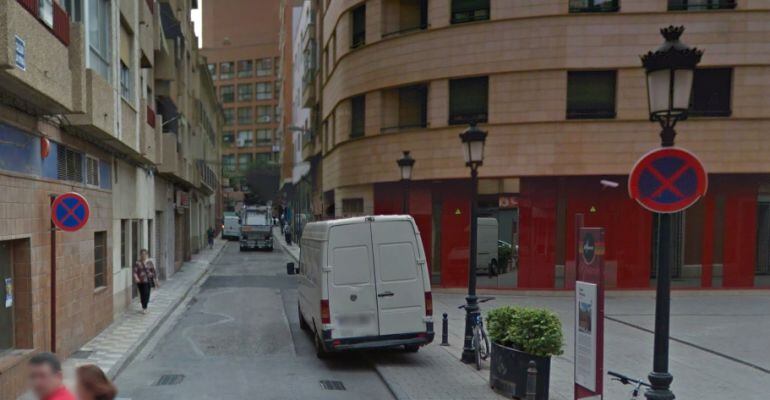El callejón de las Portadas sigue estando hoy cortado