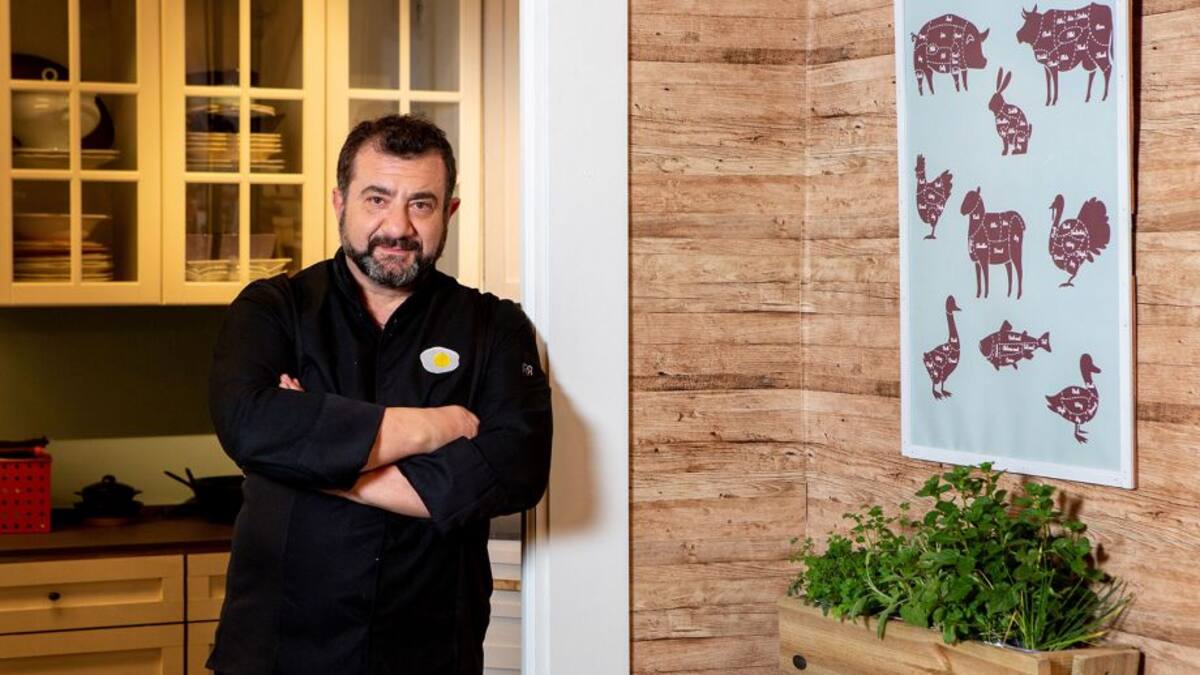 Cocinando en Boñar, Sergio Fernández juega en casa (11/05/2023)