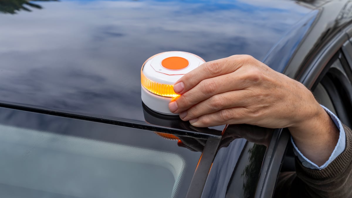 Balizas V16 homologadas por la DGT