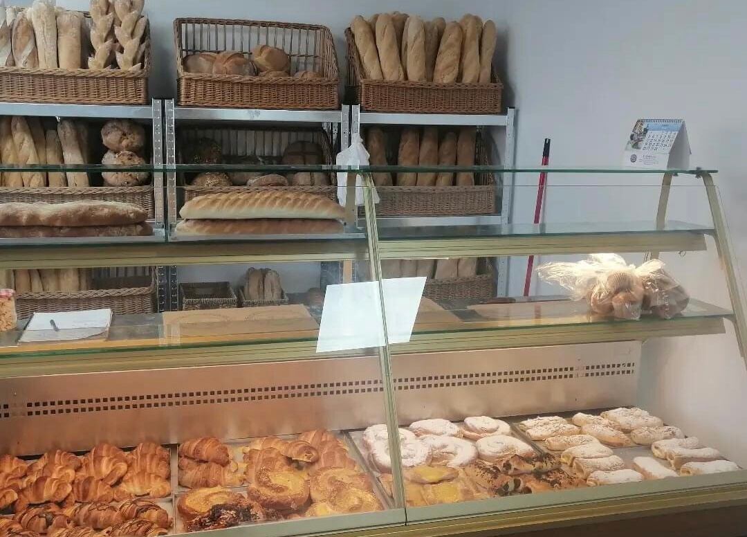 Panadería, repostería y pastelería en Tahona Corono de Saelices (Cuenca).