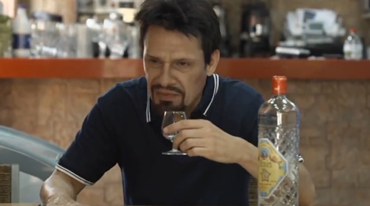 El imitador de Pablo Iglesias durante la parodia en Polònia