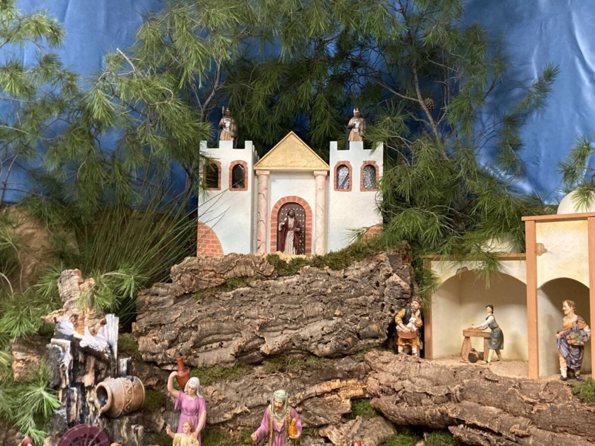 Así es el belén municipal de Valdepeñas, ubicado en las Bodegas A7. Además, se puede disfrutar hasta el próximo 6 de enero y en horario de 11 a 14h y de 17 a 21h