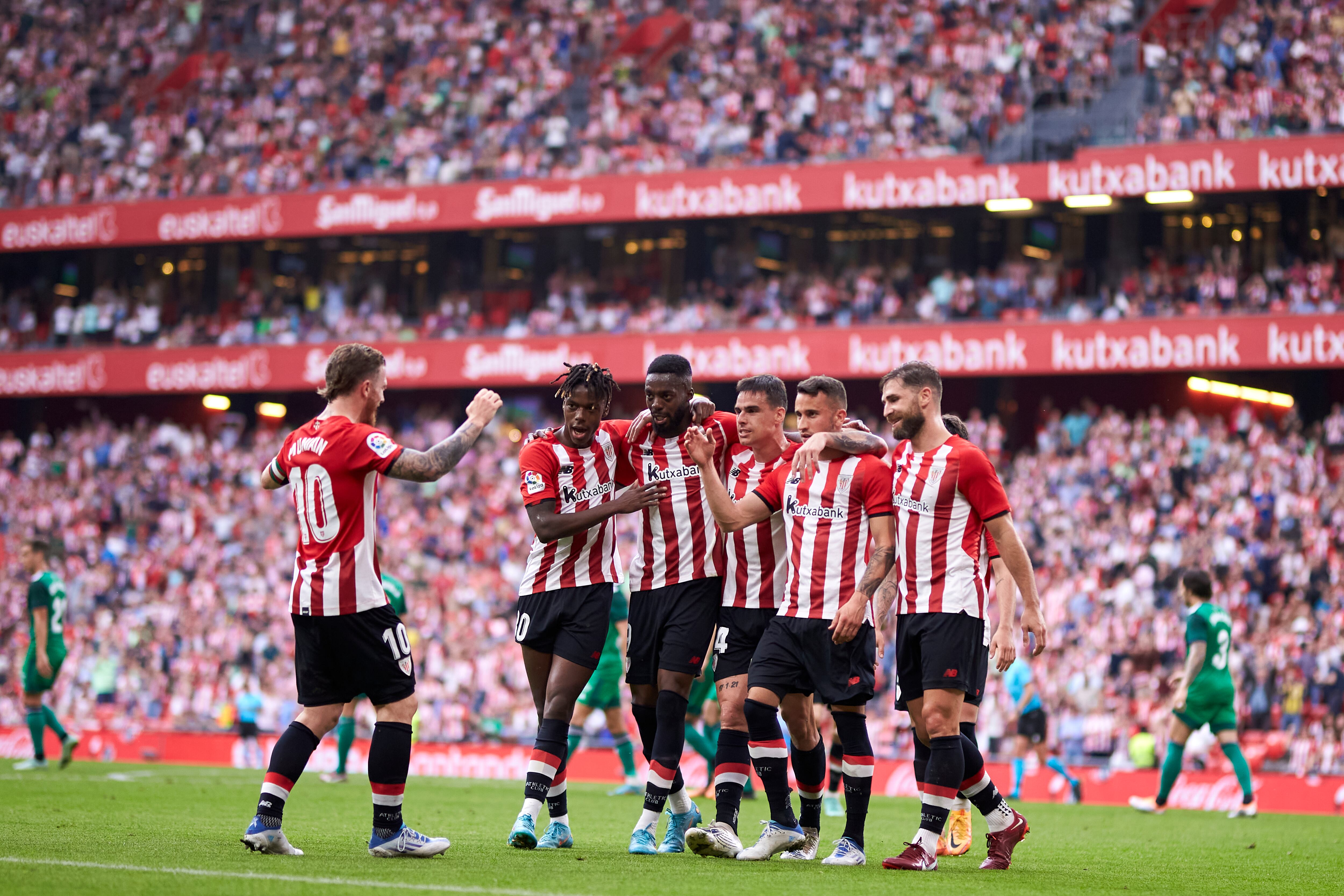 Los jugadores del Athletic celebran uno de los goles marcados esta temporada