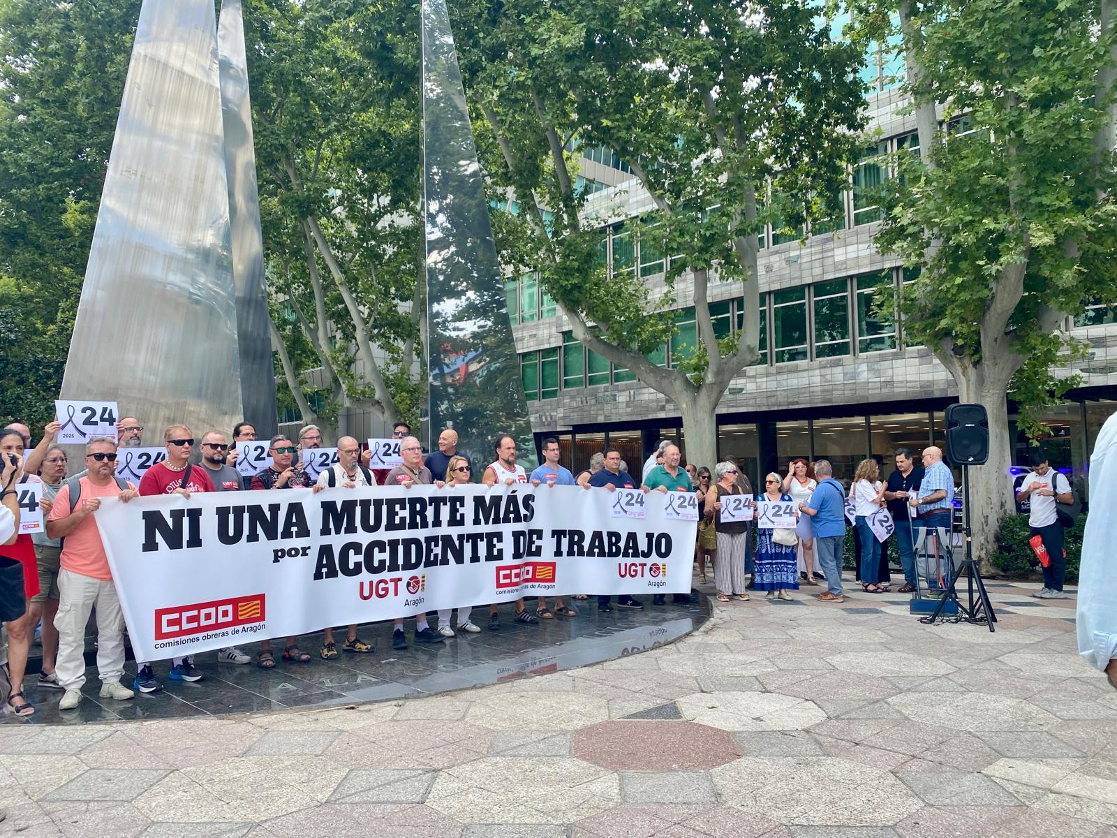 Concentración en Zaragoza contra la siniestralidad laboral