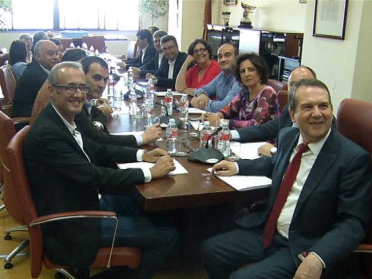 Vigo cierra el círculo y se suma al transporte metropolitano