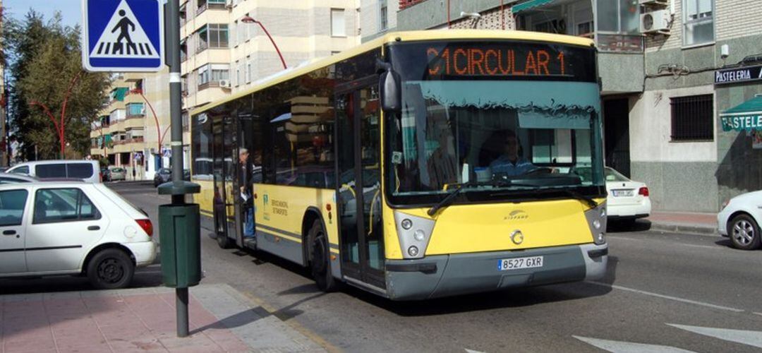 El Consorcio Regional de Transportes debe decidir si da el visto bueno a las paradas a demanda