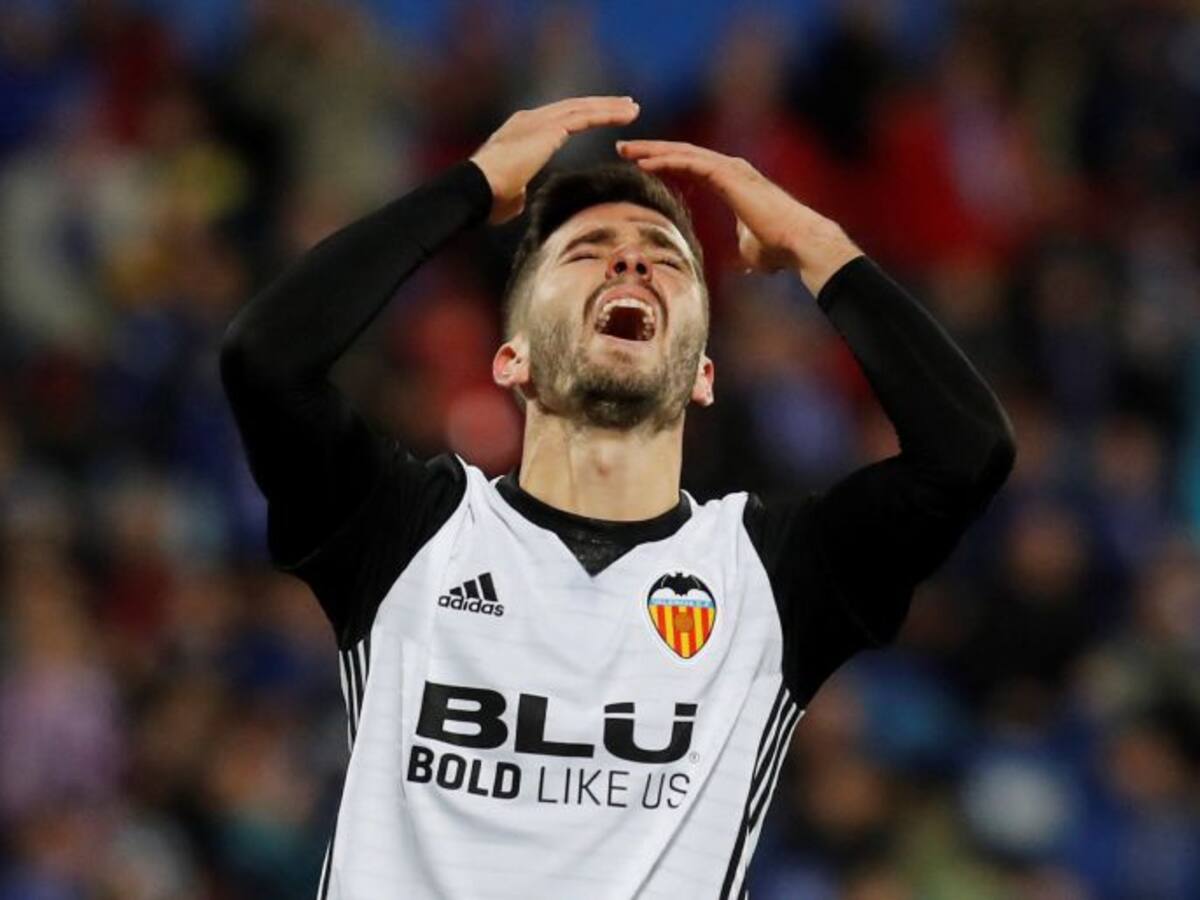 El Valencia pierde su condición de invicto en el peor momento