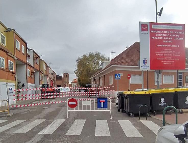 Esquina de la calle Guadarrama hacia la calle Chorrillo Alta en Paracuellos de Jarama