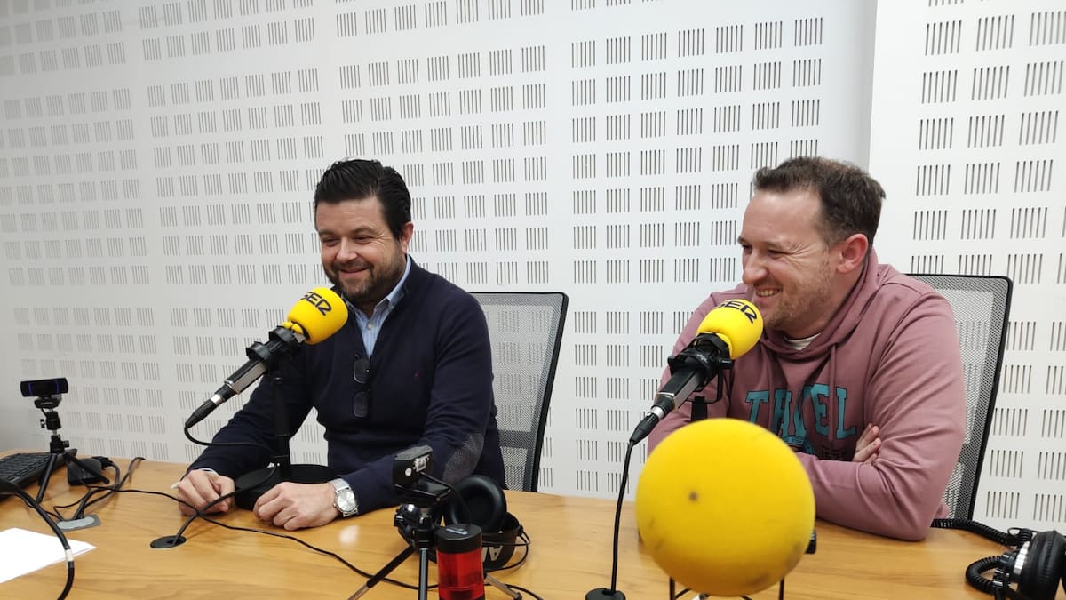 Costaleros y Santo Entierro Grande: el difícil trance de tener que elegir un paso