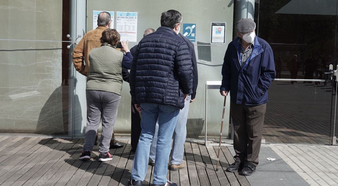 Vacunación en el Centro Cultural Miguel Delibes de Valladolid