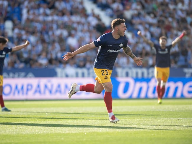 Diego Alende celebra el segon gol de l'FC Andorra davant el Leganés