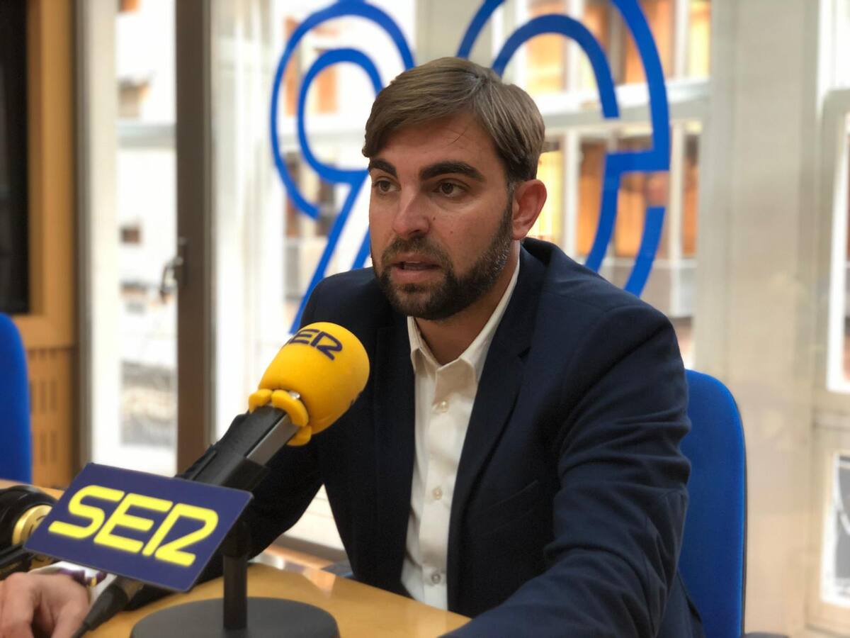 Juan José Fernández: "El Real Murcia lo tiene claro y no va a fallar a su gente"