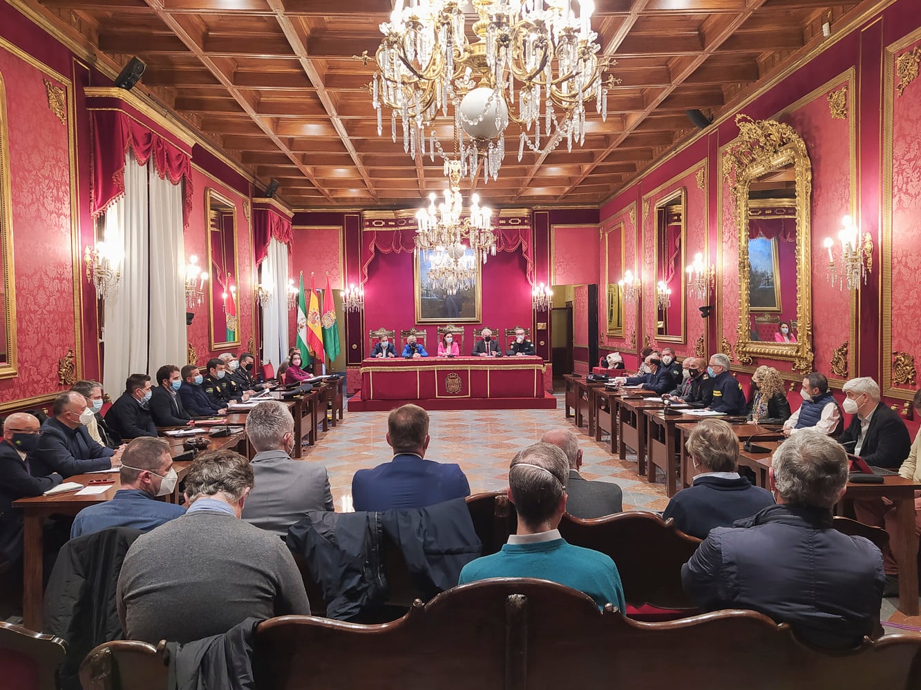 Reunión de coordinación de seguridad del Plan Parihuela para la Semana Santa de Granada del 2022