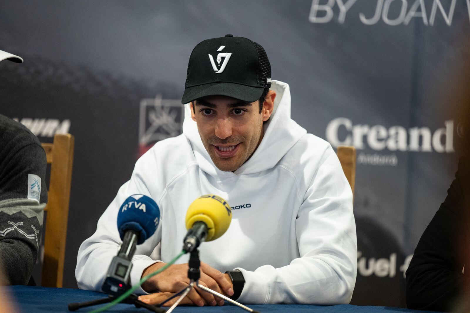 Joan Verdú, durant la presentació de la Mamba Race