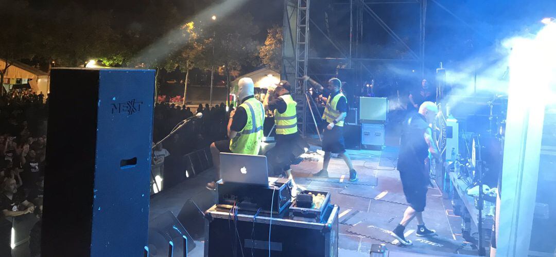 El concierto de Def Con Dos se ha desarrollado con normalidad en las fiestas de San Nicasio