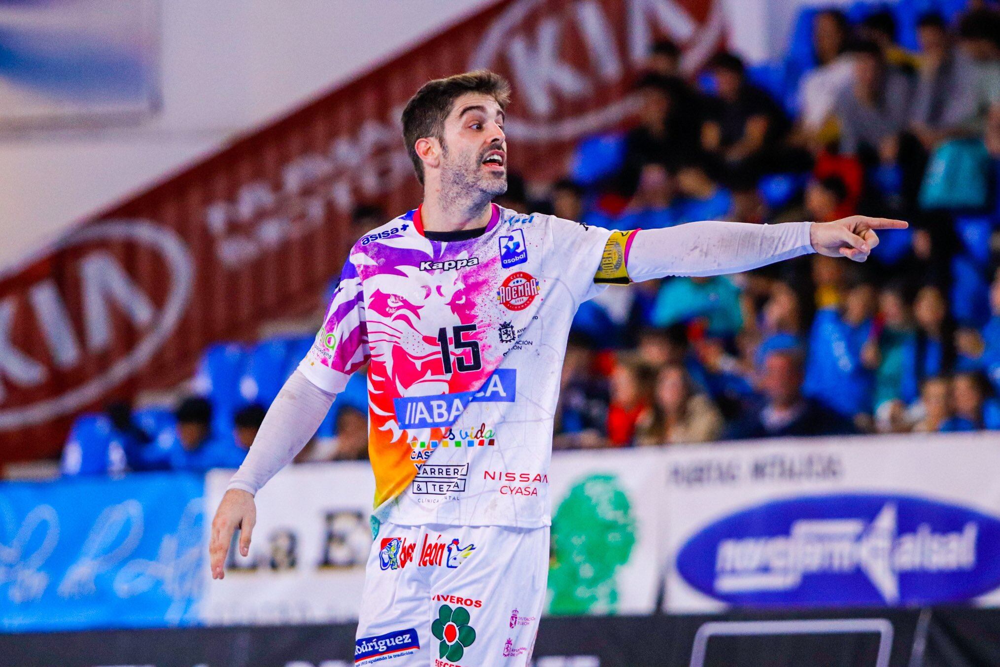 Juan Castro volverá a ser el timón del Ademar