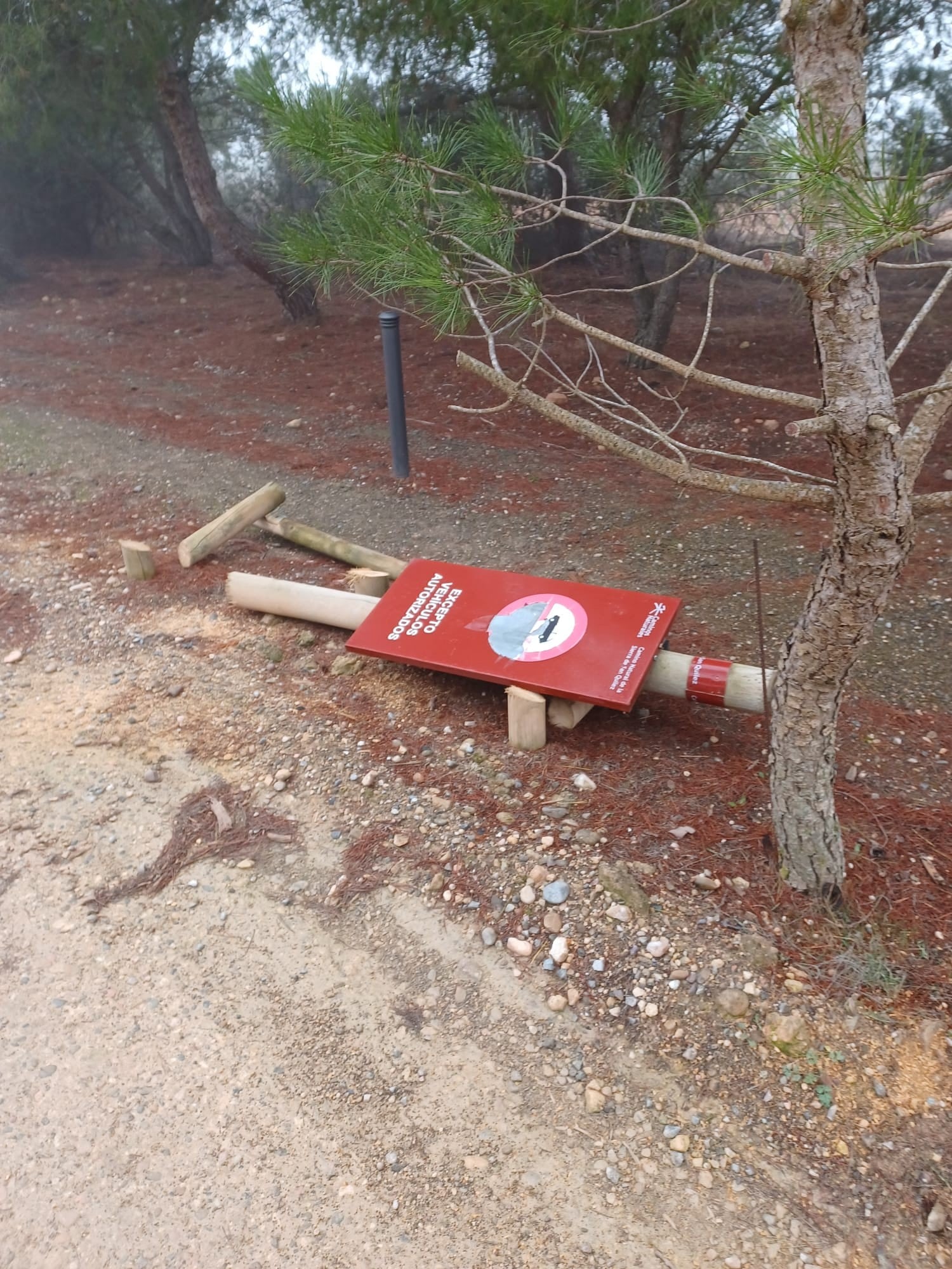 Acto vandálico en el Sierra de San Quílez en Binéfar