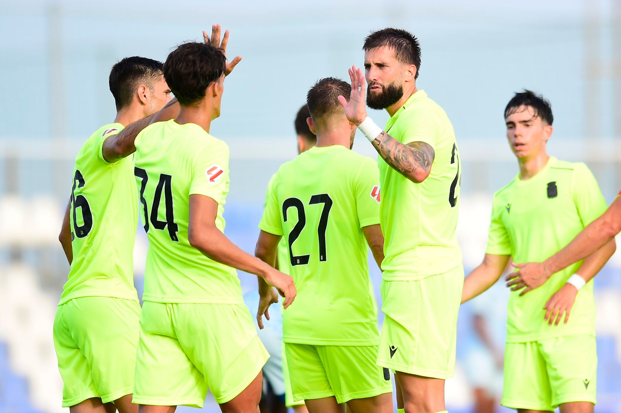 El Cartagena celebra un gol en el primer amistoso de la pretemporada.