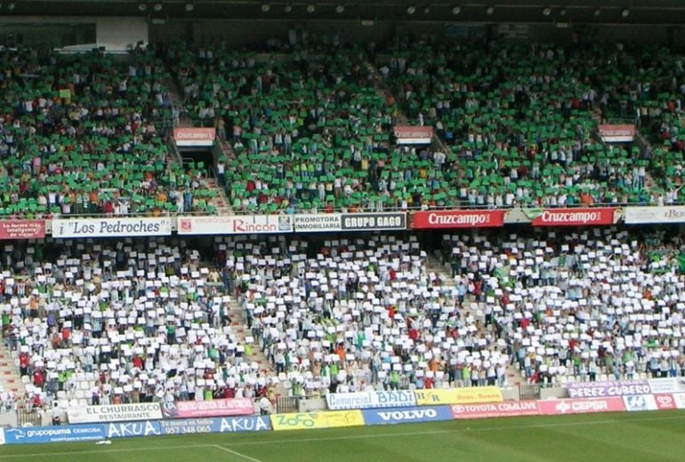 Afición del Córdoba en el Arcángel