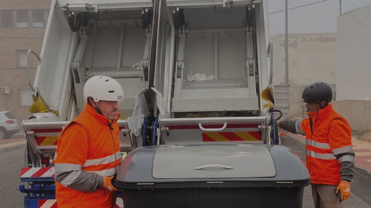 El Ayuntamiento de Sax felicita a festeros y vecinos por la colaboración en la limpieza en las pasadas fiestas