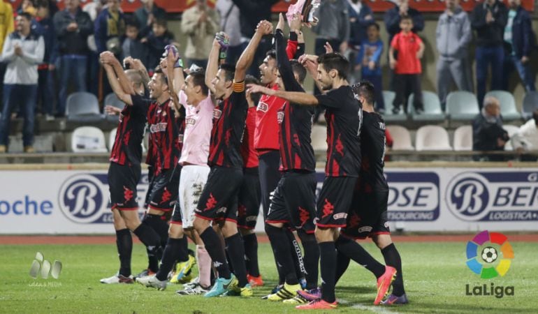 Els jugadors del Reus celebren la victòria contra el Lugo.