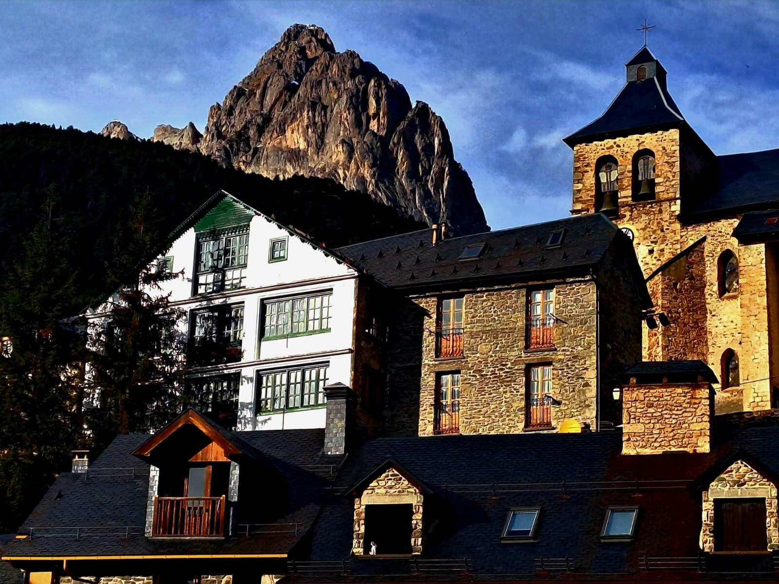 Sallent de Gállego pondría a disposición una parcela municipal