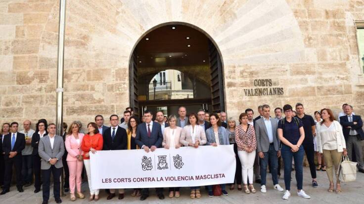 La Columna de Carlos Arcaya | Les Corts contra la violencia masclista | 12/06/2019