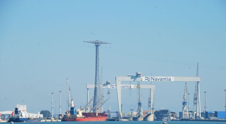 Imagen de los astilleros de la bahía de Cádiz