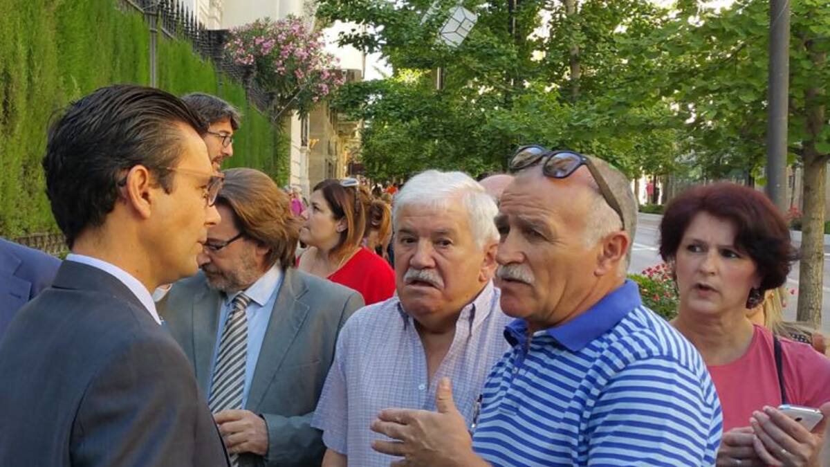La Marea Amarilla lamenta el "error político" de los ocho años perdidos con el AVE