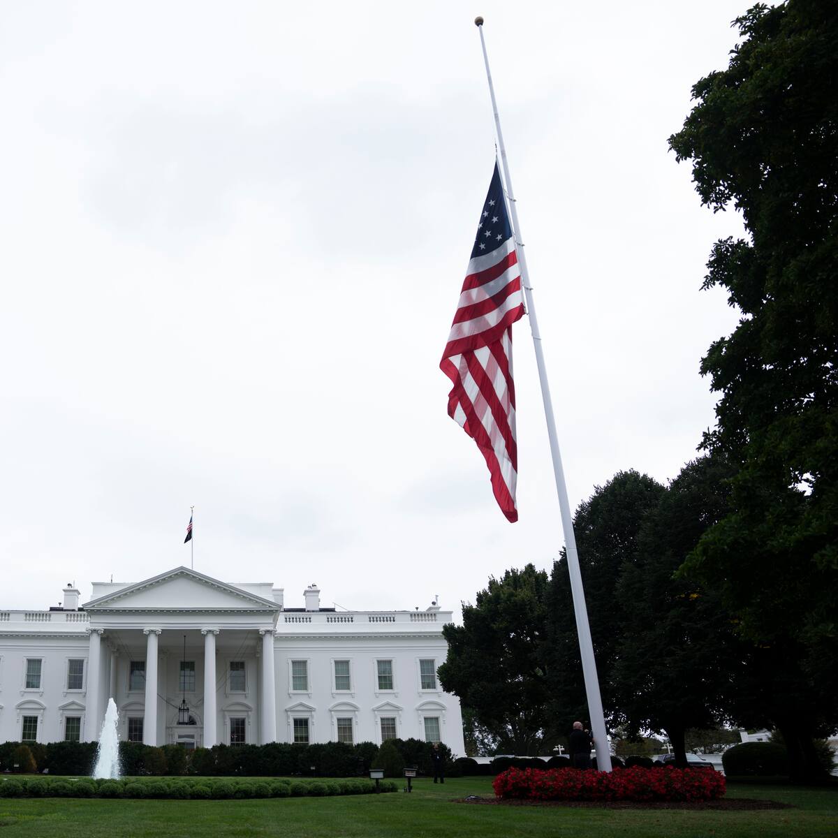 Trump culpa a la retórica de la "izquierda radical" del asesinato del activista ultraconservador Charlie Kirk