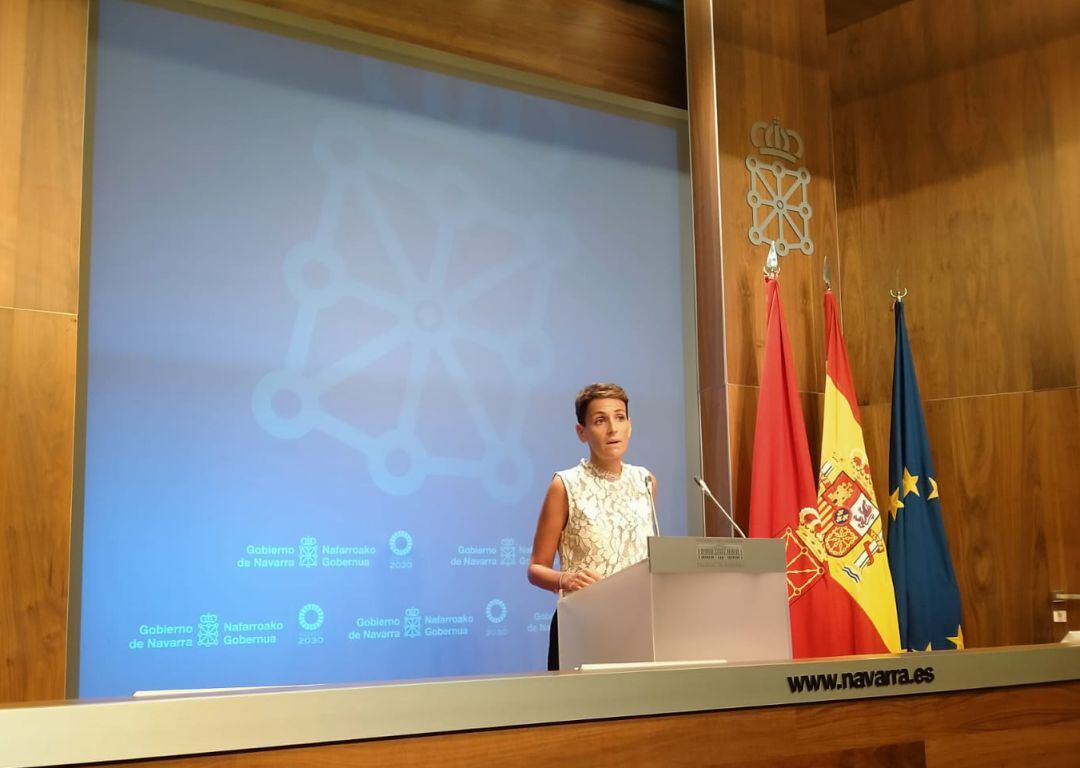 La presidenta del Gobierno de Navarra, María Chivite, comparece en rueda de prensa al término de la Conferencia de Presidentes