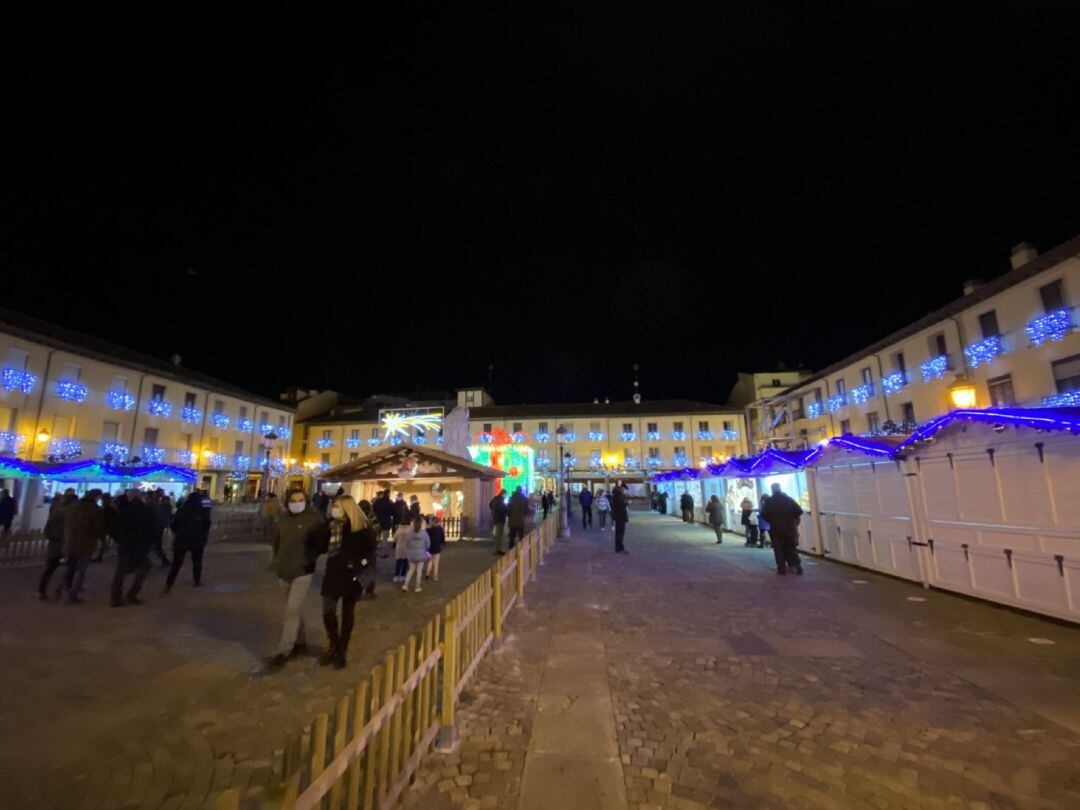 Ya se puede visitar el Mercado Navideño de Palencia