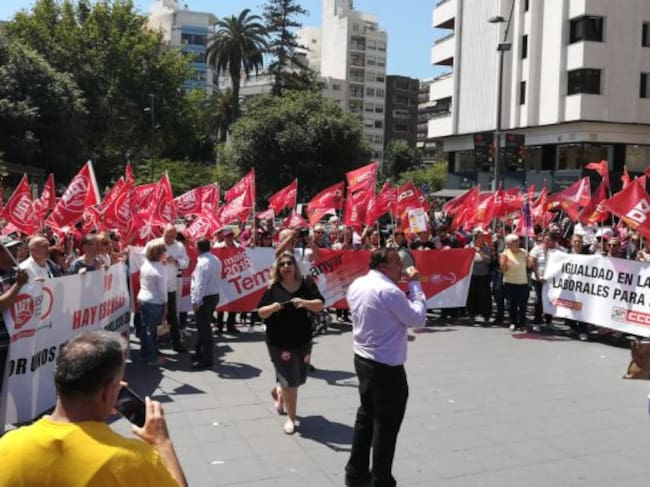 Cerca de 300 asistentes a la manifestación contra la precariedad laboral