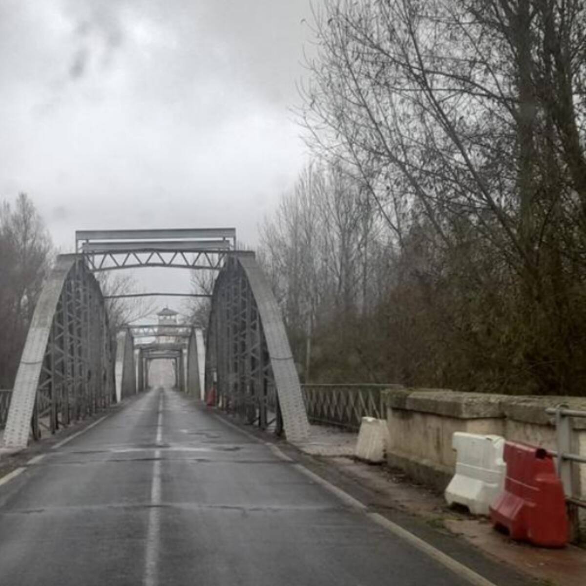 'Hispania Nostra' confía en que la intervención prevista por la Junta permita sacar al puente de Villafer de su lista roja