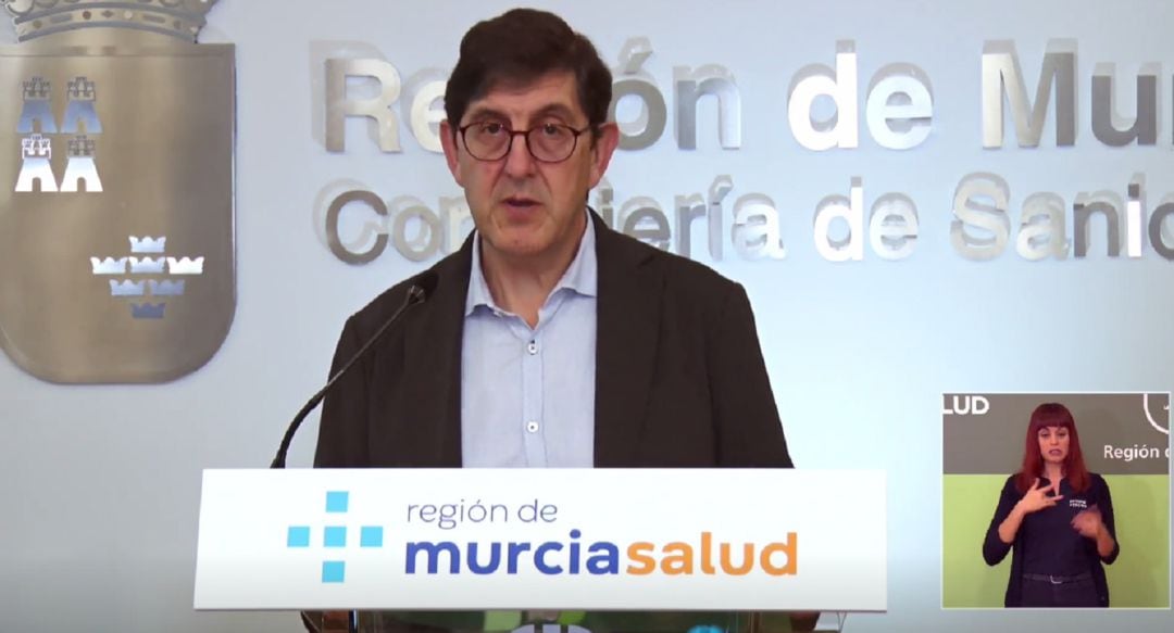 Manuel Villegas, consejero de Salud, en la rueda de prensa de este miércoles 15 de abril