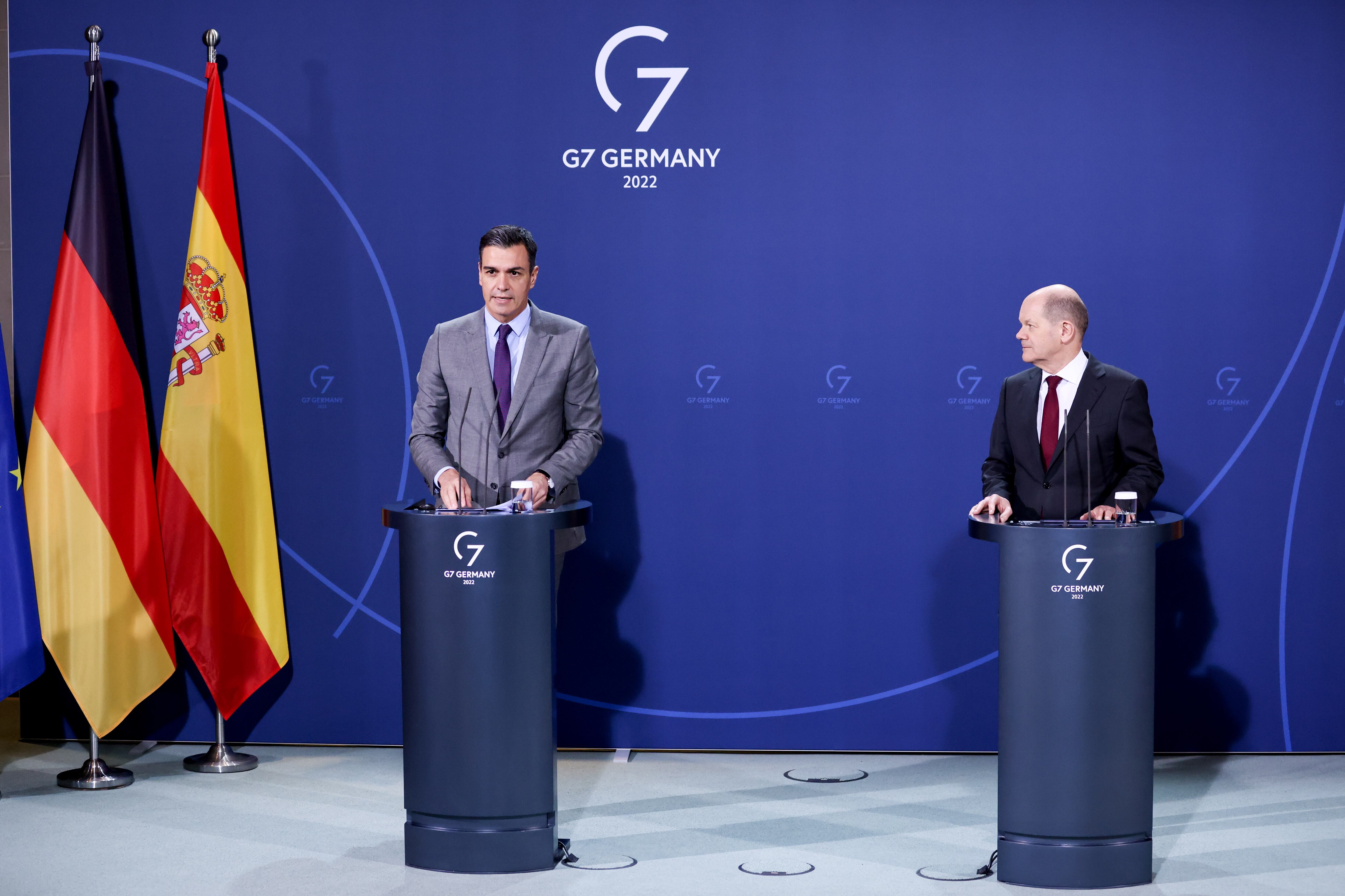 Pedro Sánchez junto con el canciller alemán, Olaf Scholz