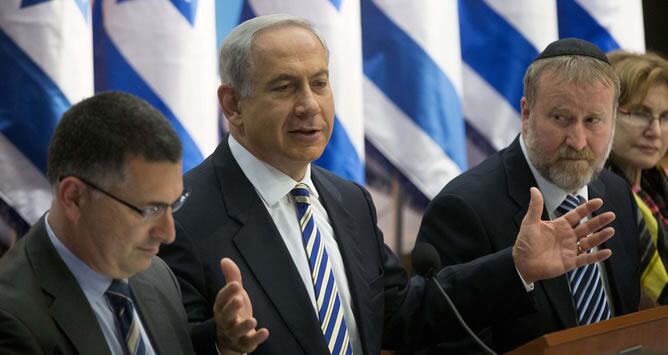 Netanyahu en la reunión semanal del Consejo de Ministros en el Centro Beguin.