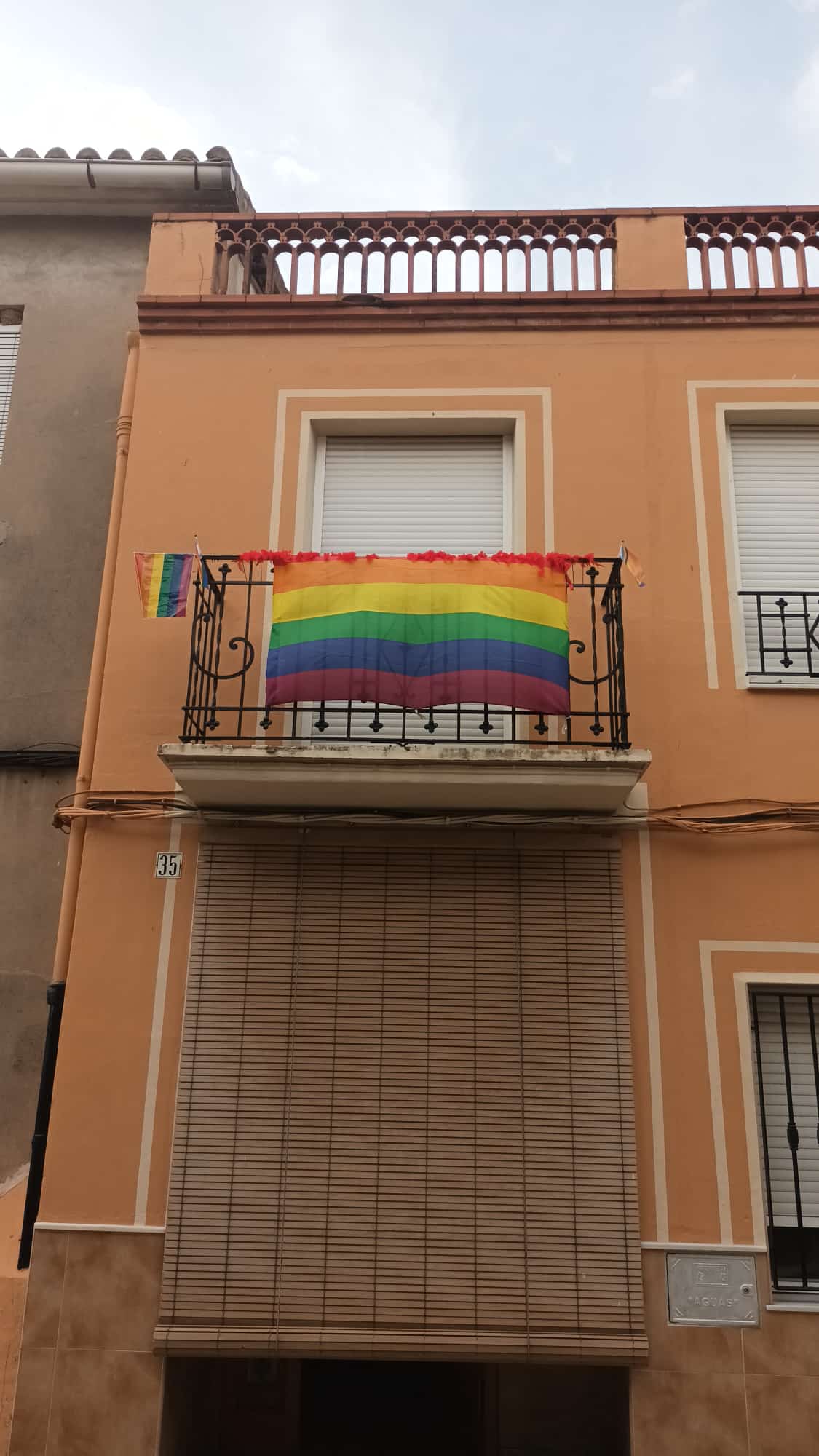 Bandera LGTBI. Fuente: Radio Xàtiva Cadena SER