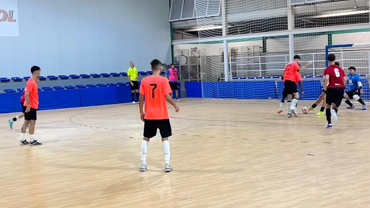 El Nueva Elda no dio tregua al Joventut d´Elx