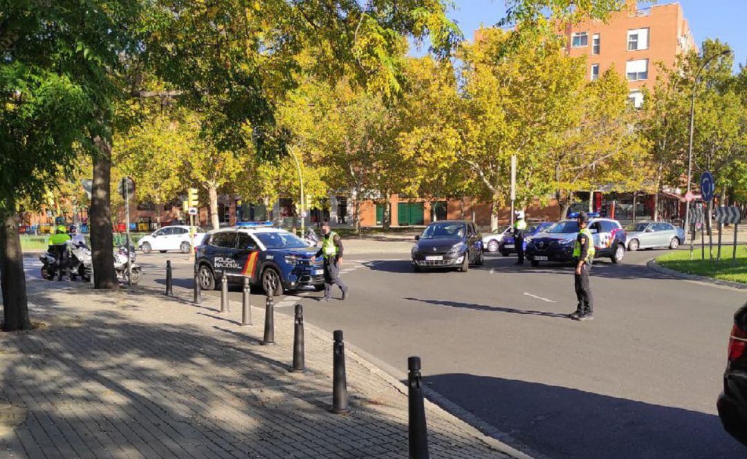 Imagen de un control policial en Getafe este pasado fin de semana