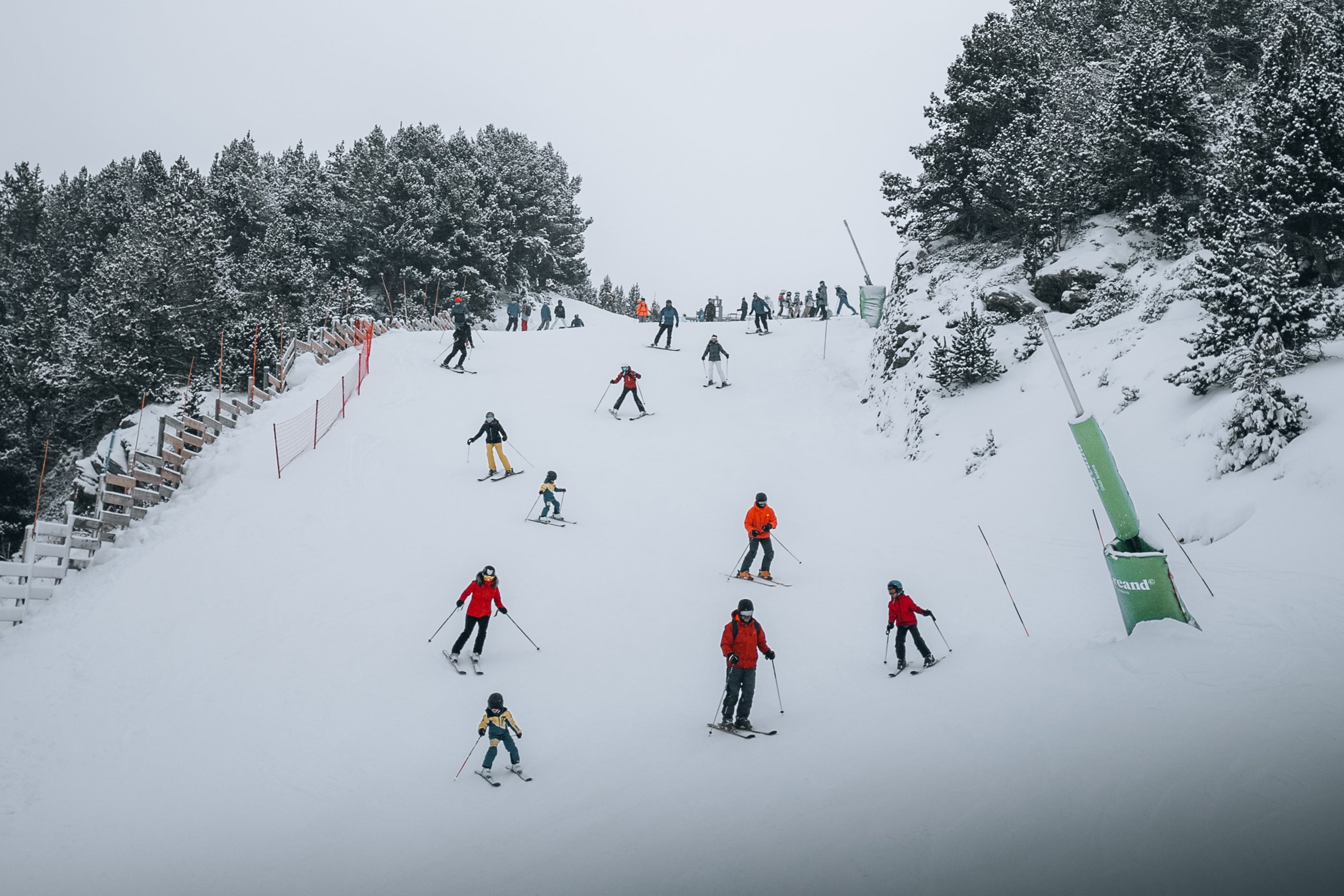 Esquiadors a Grandvalira Resorts durant el pont de la Puríssima.