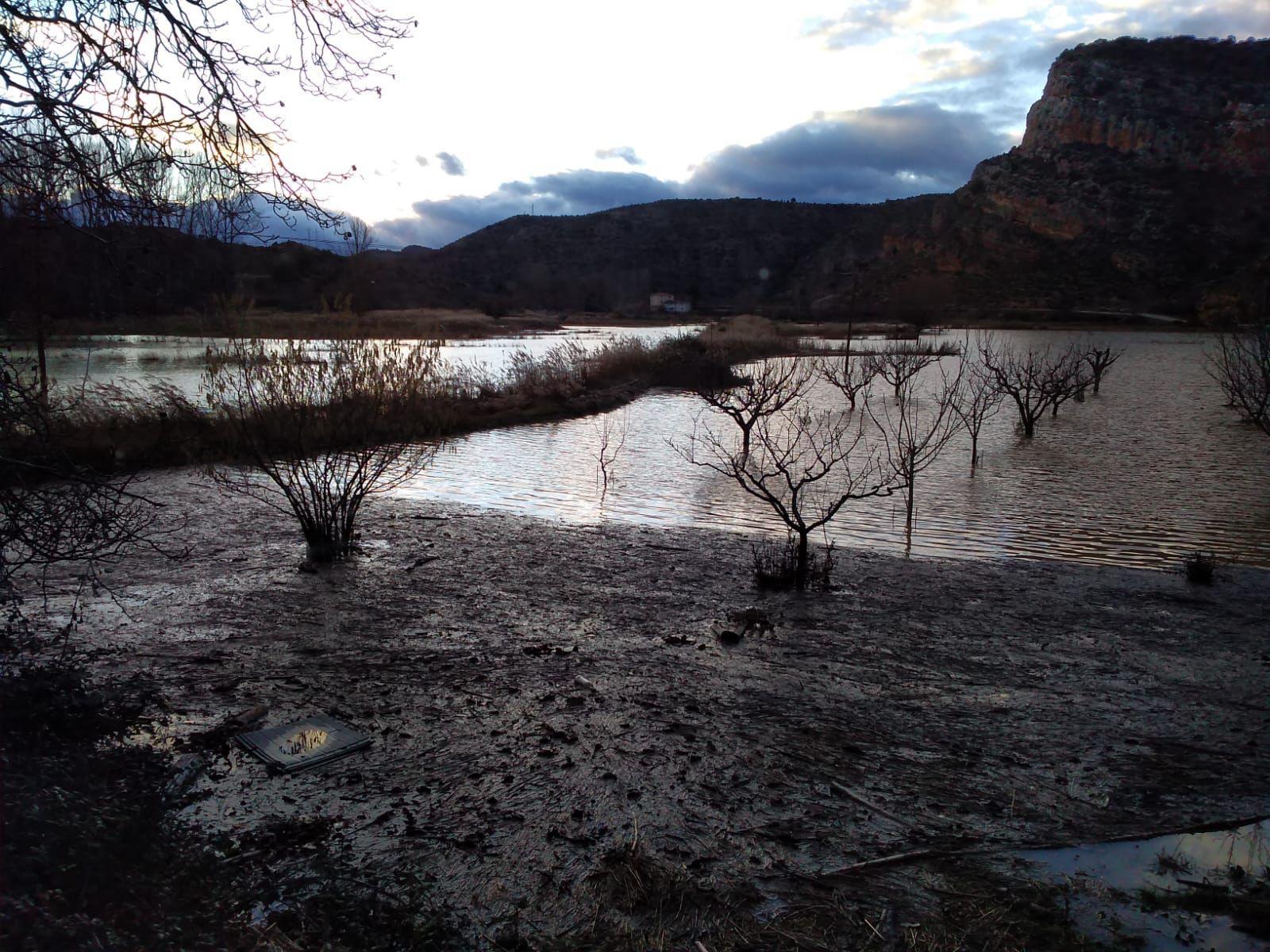 Desbordamiento río Mesa en Villel de Mesa