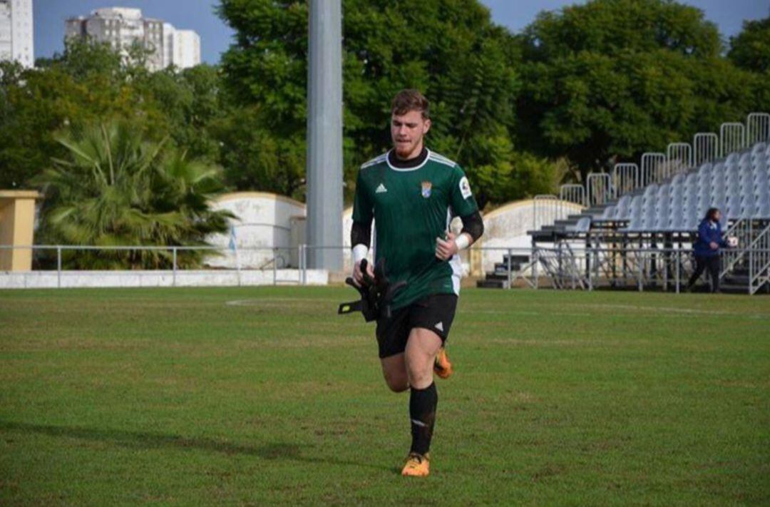 Lutzardo durante un partido en La Juventud