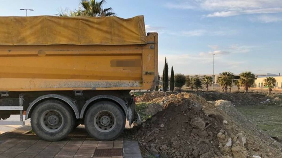 Abiertos 6 expedientes sancionadores en 15 días por vertidos incontrolados en zonas industriales de la capital