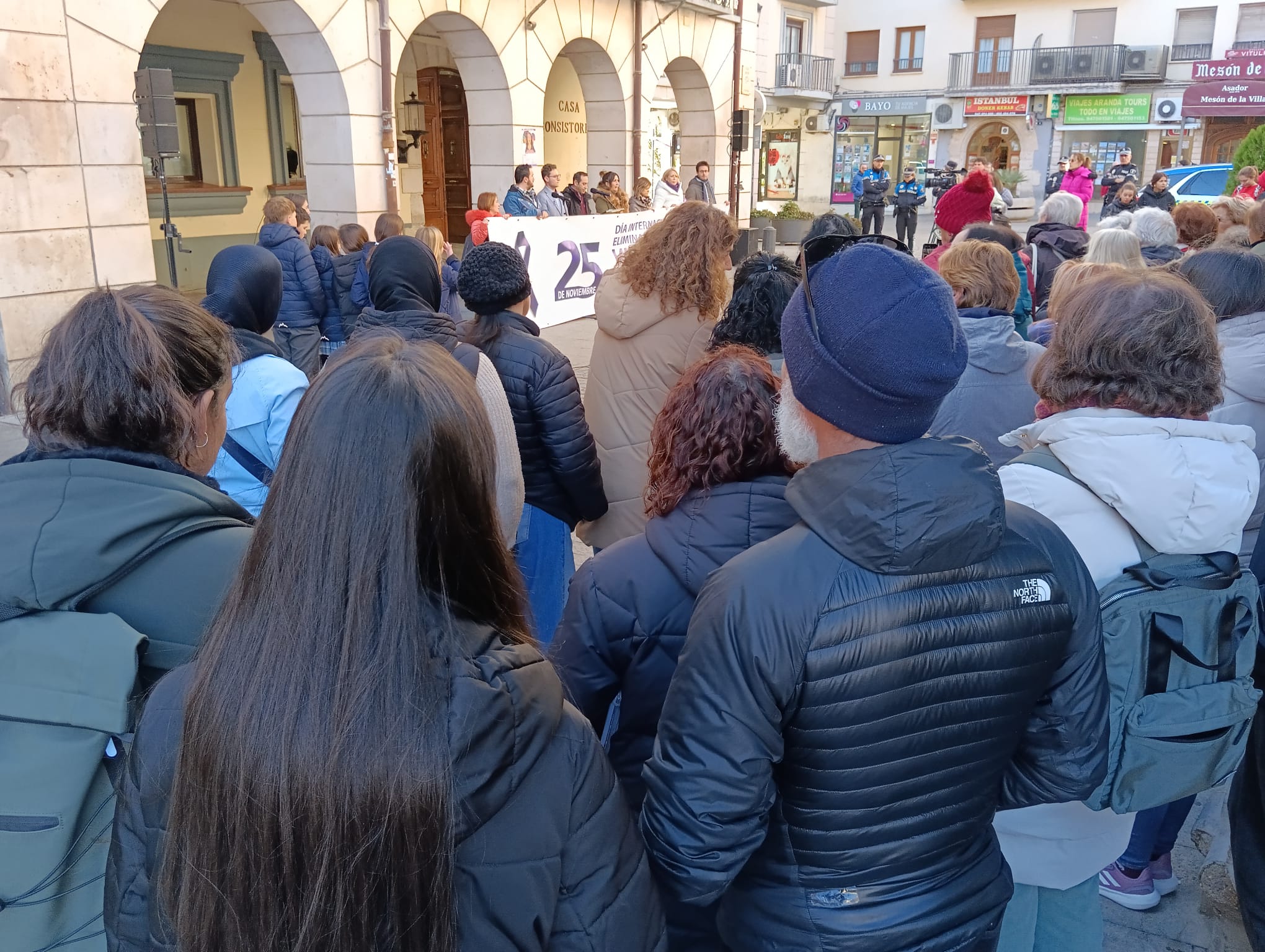 Más de un centenar de personas participaba en este acto